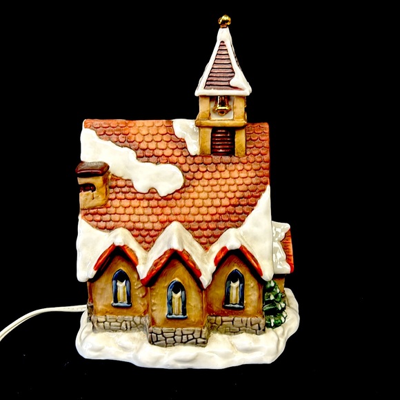 Vintage ceramic old world light up church by San Francisco Music Co - Picture 6 of 10